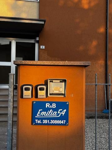 Bed and Breakfast R&B Emilia Cadeo Esterno foto